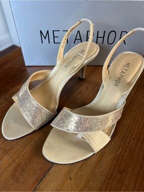 Y2k Metaphor Shimmery Gold Slingback Heels Sz 7